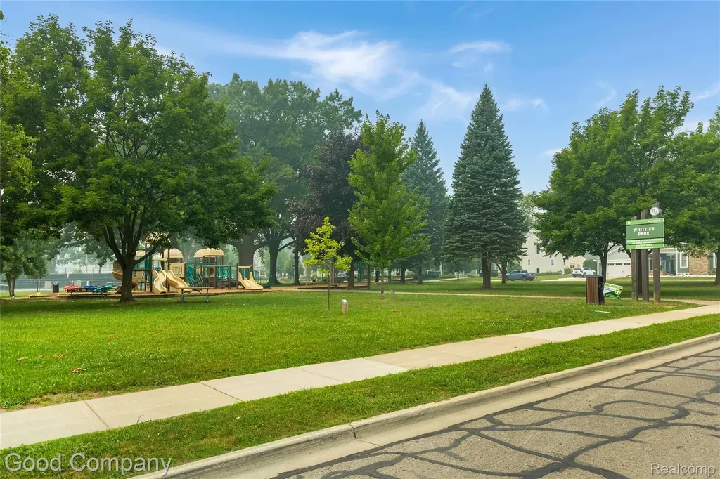 223 N Alexander Avenue Royal Oak City MI 48067