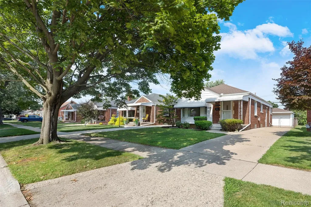 9929 Carter Avenue Allen Park City MI 48101
