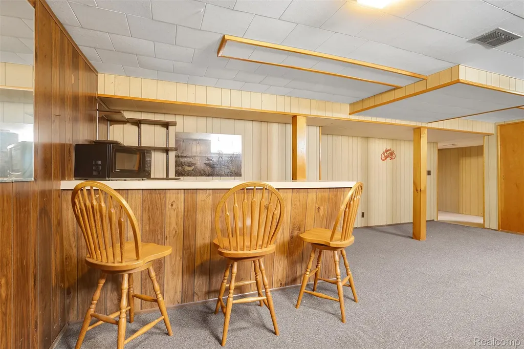 9929 Carter Avenue Allen Park City MI 48101