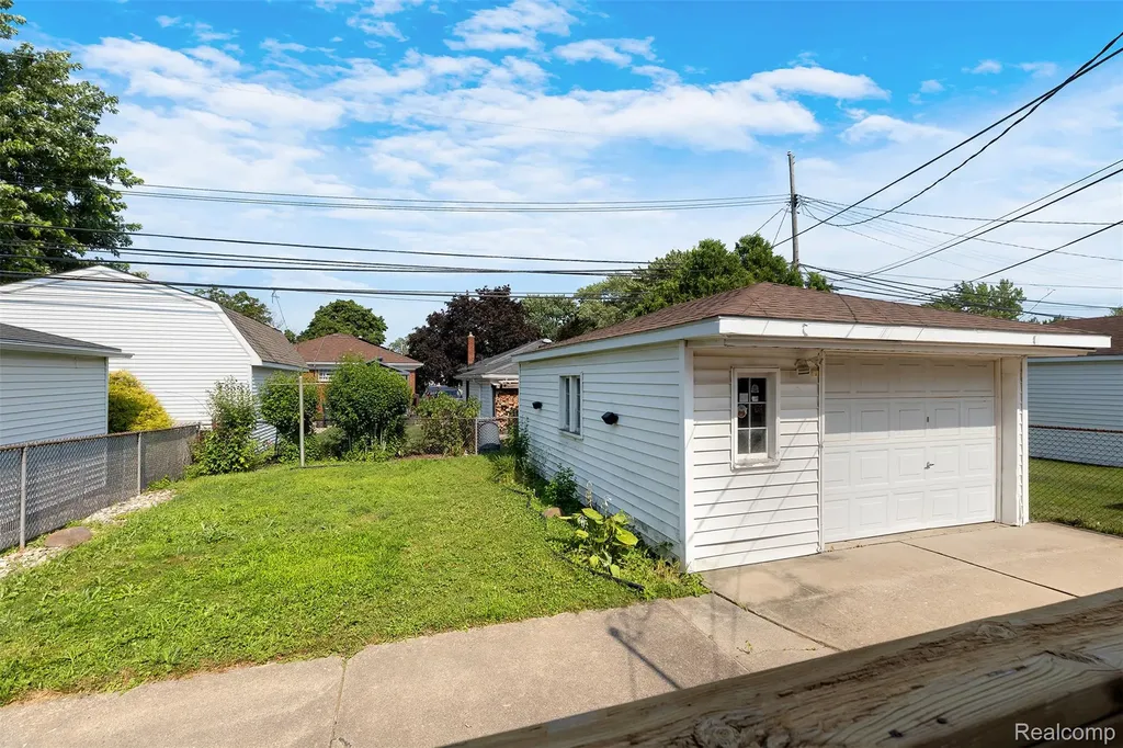 9929 Carter Avenue Allen Park City MI 48101