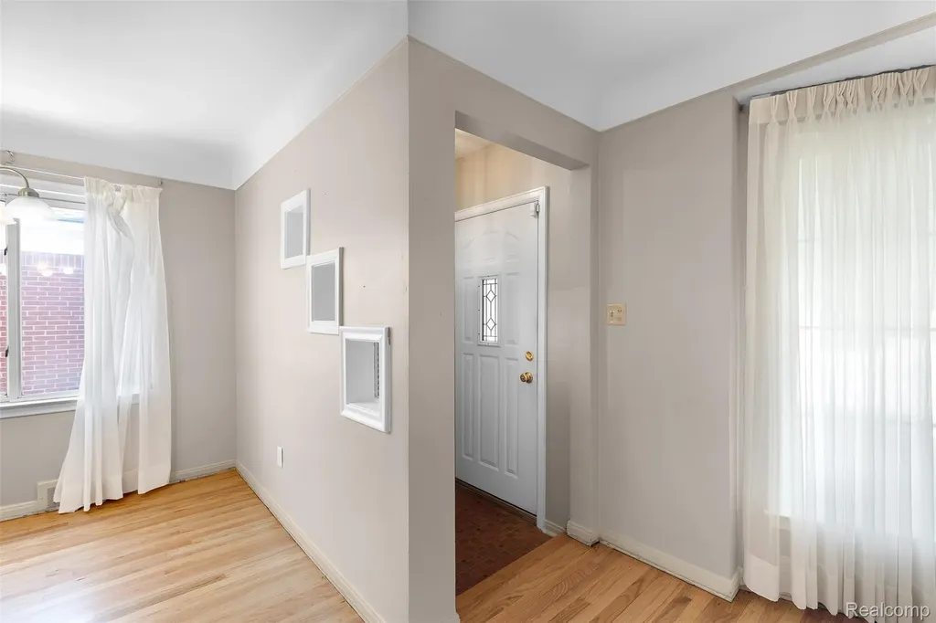9929 Carter Avenue Allen Park City MI 48101