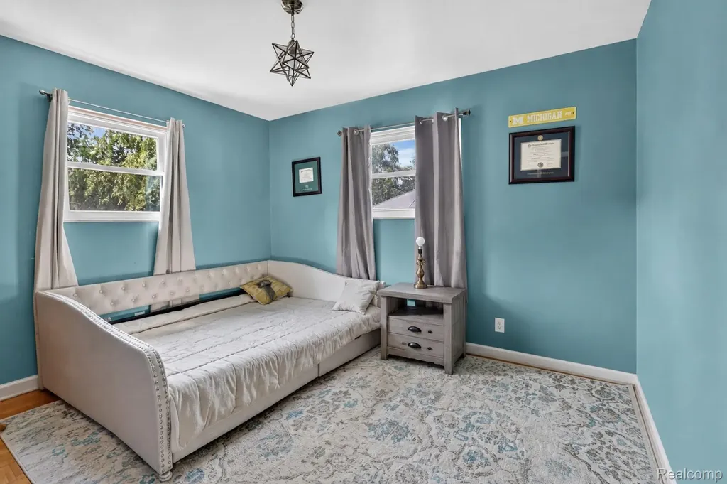 527 Leland Street Flushing City MI 48433