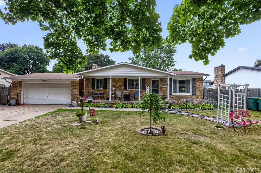 527 Leland Street Flushing City MI 48433