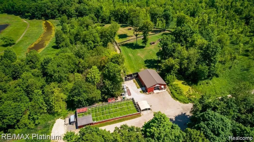 1286 Gray Fox Court Marion Township MI 48843