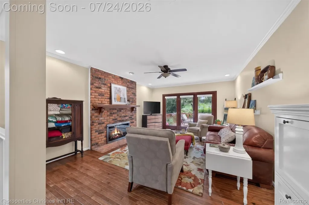 649 Heritage Lane Rochester Hills City MI 48309