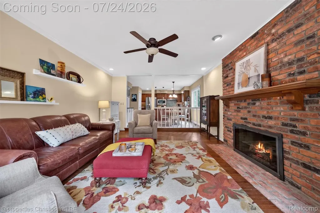 649 Heritage Lane Rochester Hills City MI 48309