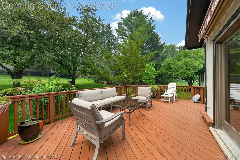 649 Heritage Lane Rochester Hills City MI 48309