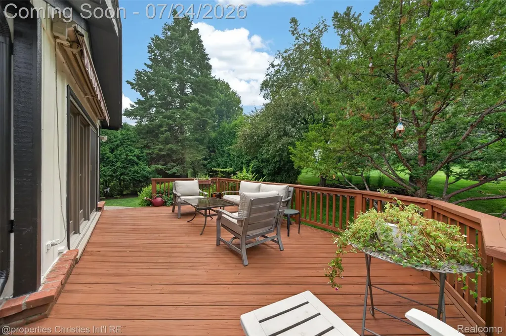 649 Heritage Lane Rochester Hills City MI 48309
