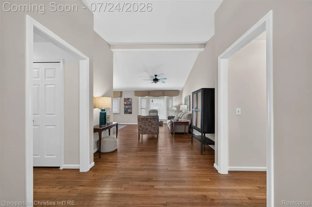 649 Heritage Lane Rochester Hills City MI 48309