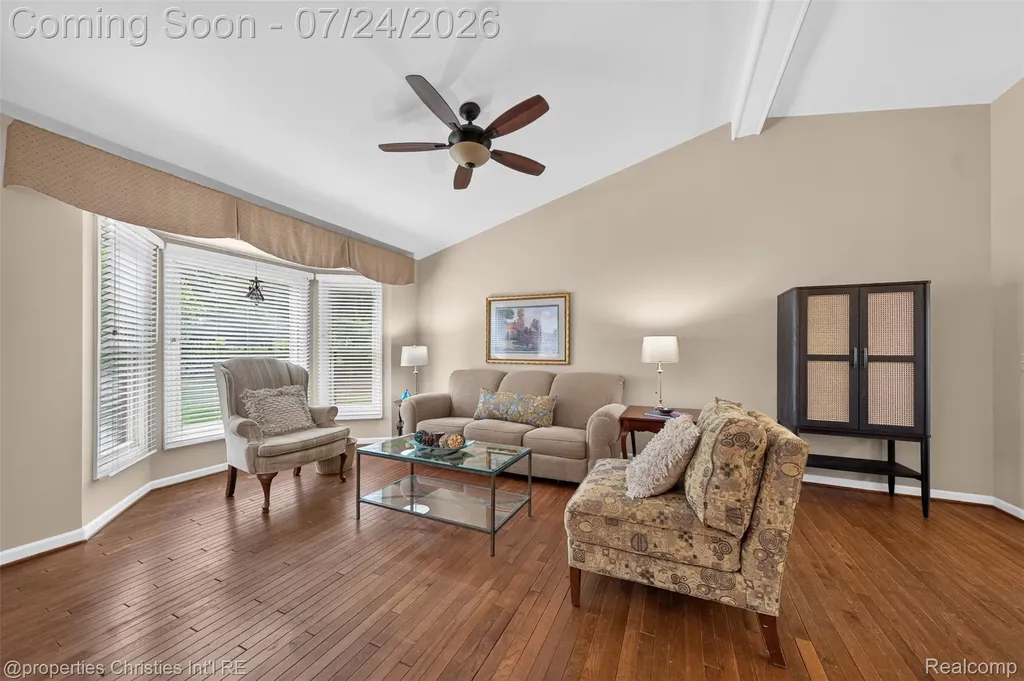 649 Heritage Lane Rochester Hills City MI 48309