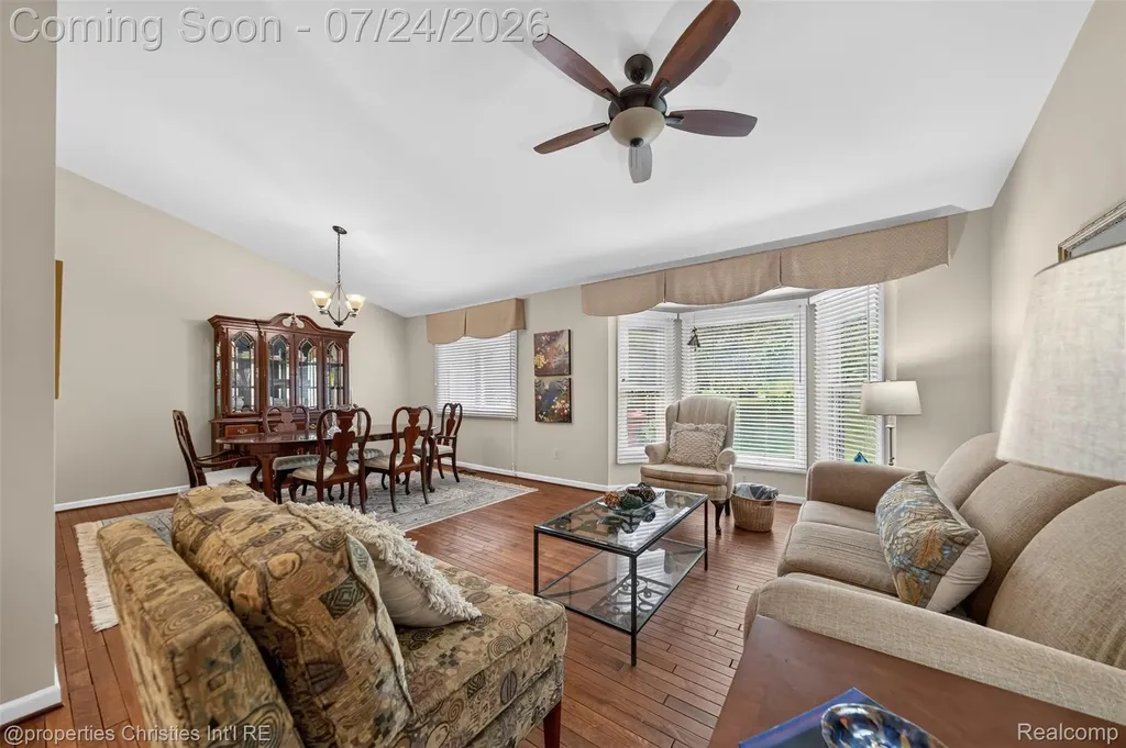 649 Heritage Lane Rochester Hills City MI 48309