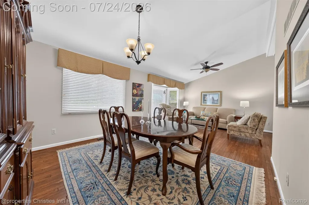 649 Heritage Lane Rochester Hills City MI 48309