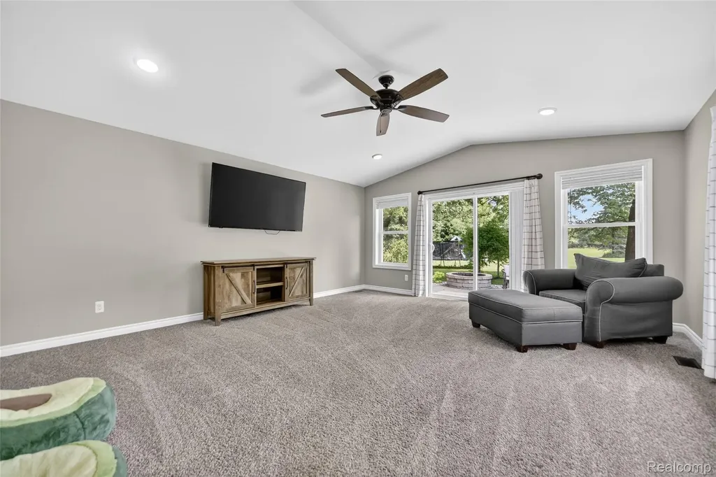 13635 Unadilla Road Unadilla Township MI 48137