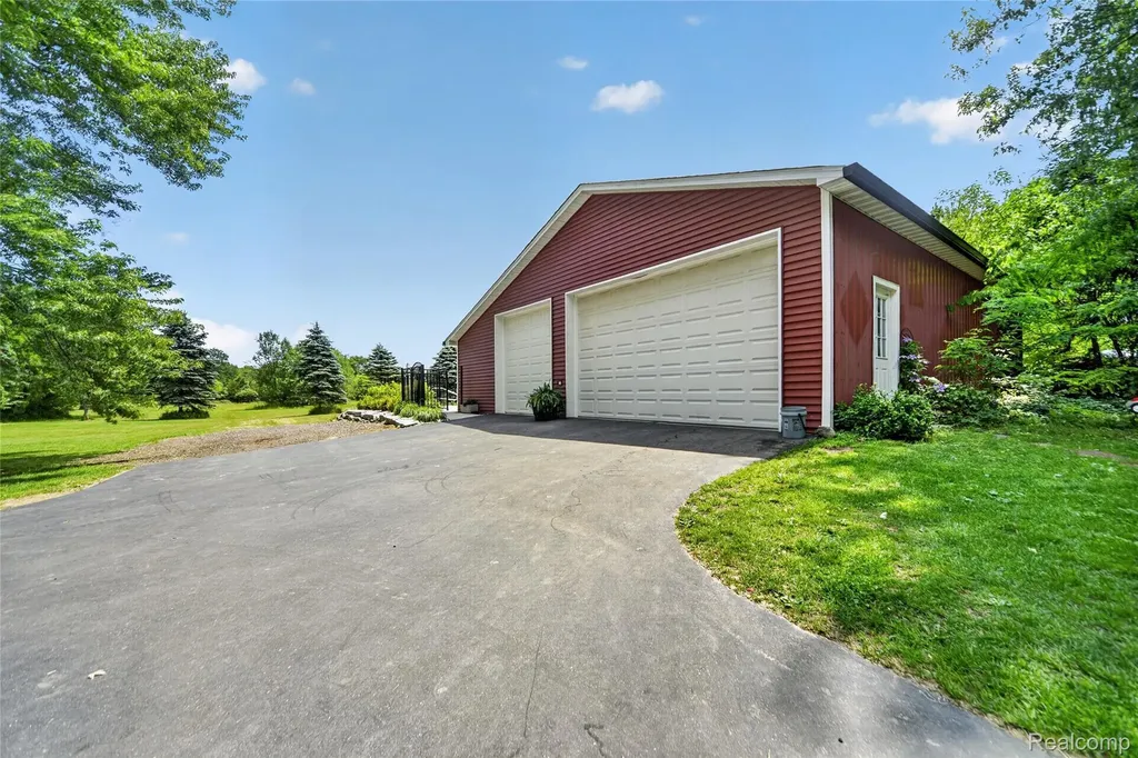 13635 Unadilla Road Unadilla Township MI 48137