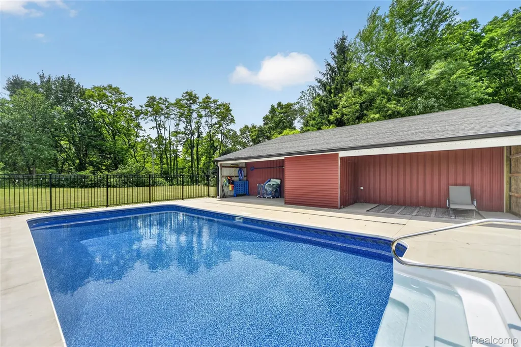 13635 Unadilla Road Unadilla Township MI 48137