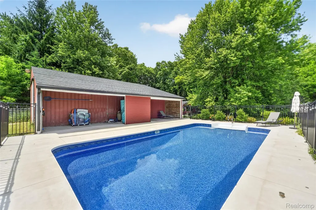 13635 Unadilla Road Unadilla Township MI 48137