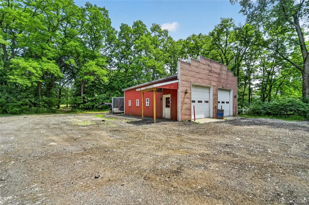 13635 Unadilla Road Unadilla Township MI 48137