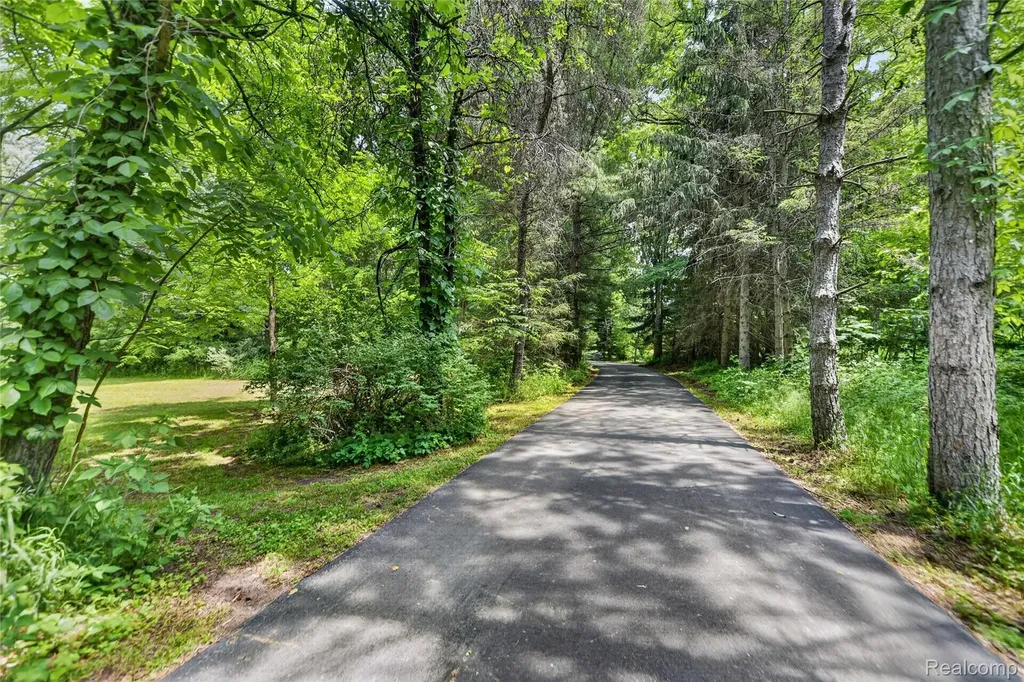 13635 Unadilla Road Unadilla Township MI 48137