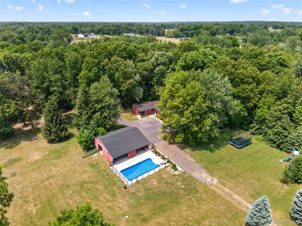 13635 Unadilla Road Unadilla Township MI 48137