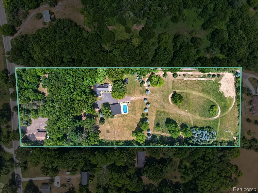 13635 Unadilla Road Unadilla Township MI 48137