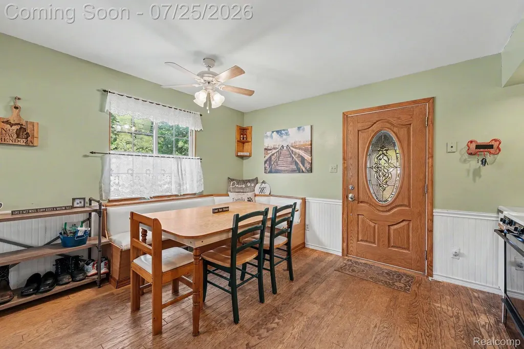 815 N Conklin Road Orion Charter Township MI 48362