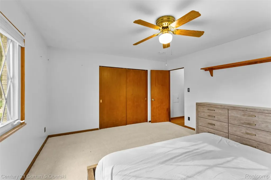 4 Crescent Court Dearborn City MI 48124