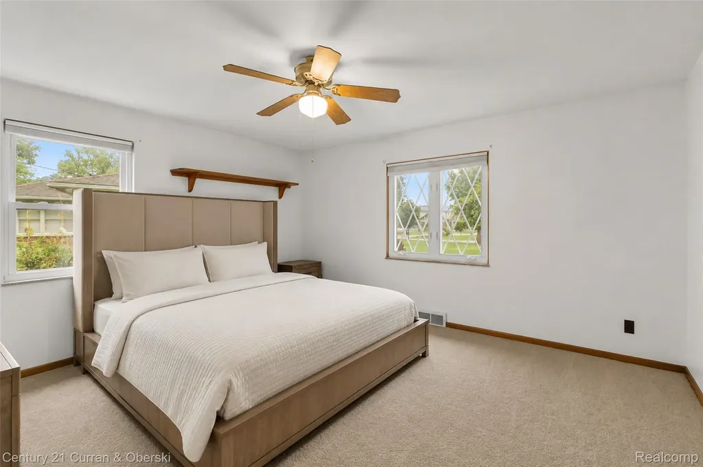 4 Crescent Court Dearborn City MI 48124