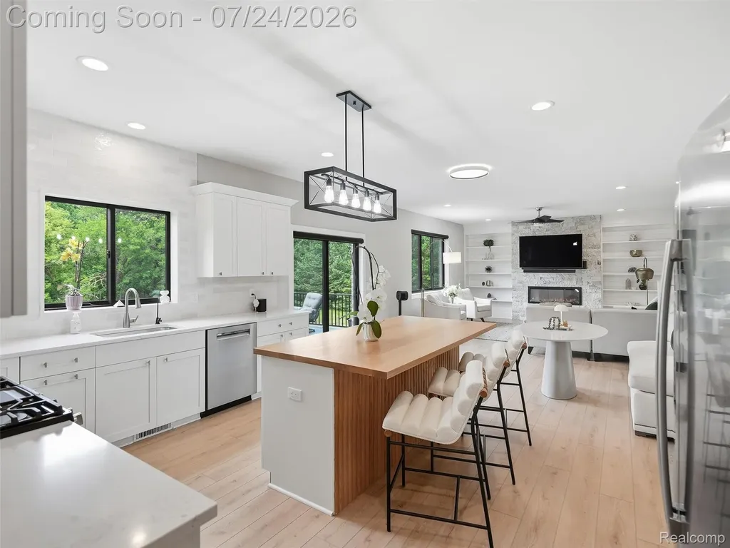 3007 28 Mile Road Washington Township MI 48094