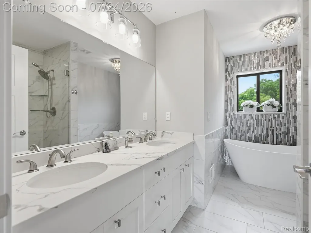 3007 28 Mile Road Washington Township MI 48094