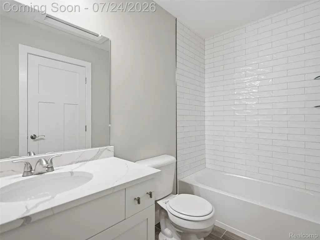 3007 28 Mile Road Washington Township MI 48094