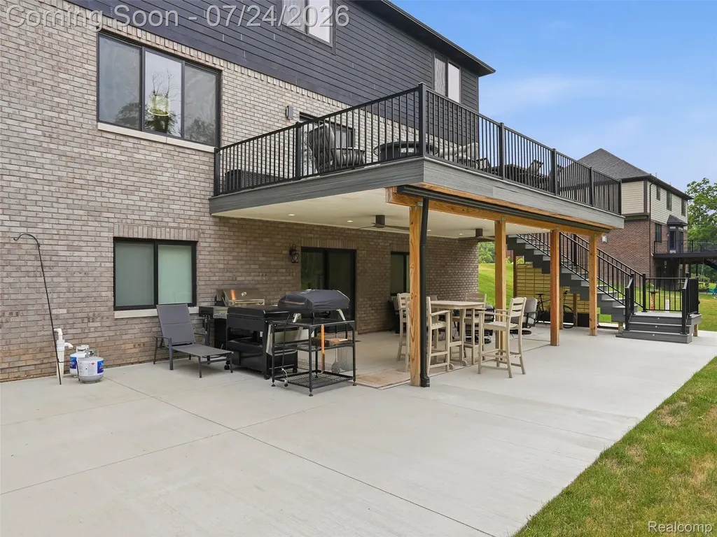 3007 28 Mile Road Washington Township MI 48094