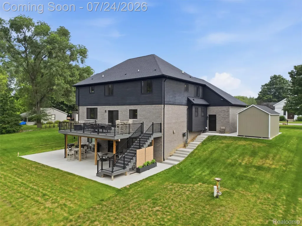 3007 28 Mile Road Washington Township MI 48094