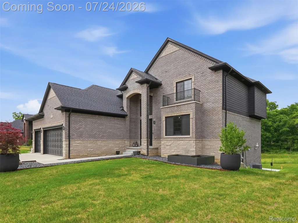 3007 28 Mile Road Washington Township MI 48094
