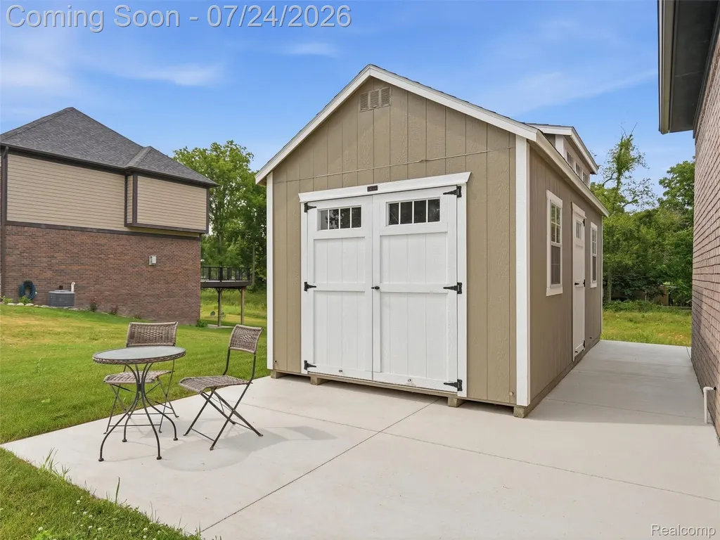 3007 28 Mile Road Washington Township MI 48094