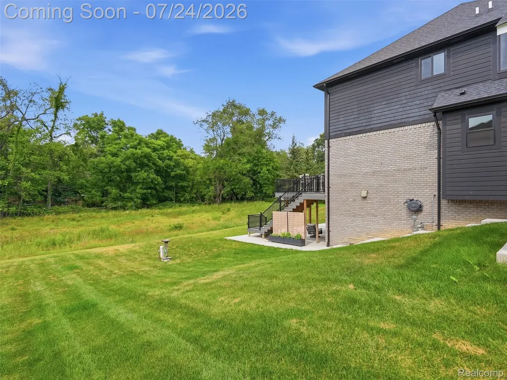 3007 28 Mile Road Washington Township MI 48094