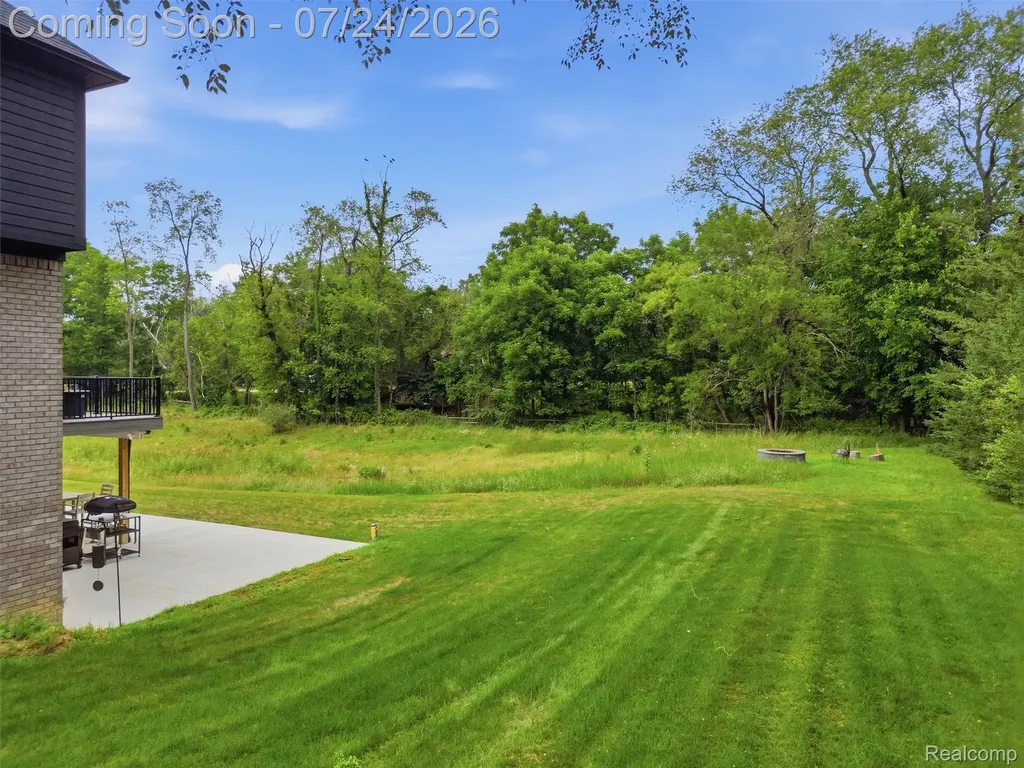 3007 28 Mile Road Washington Township MI 48094