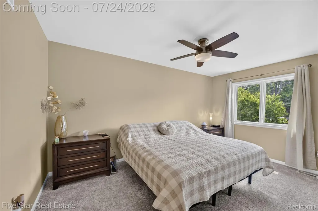 3556 Shady Beach Boulevard Orchard Lake Village City MI 48324
