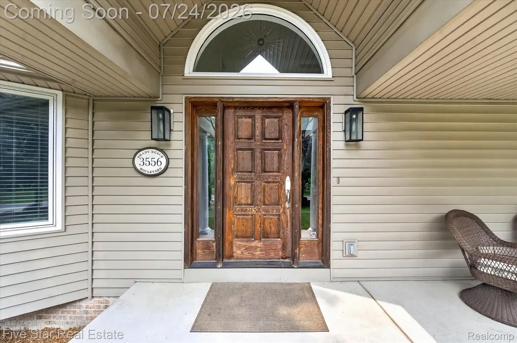 3556 Shady Beach Boulevard Orchard Lake Village City MI 48324