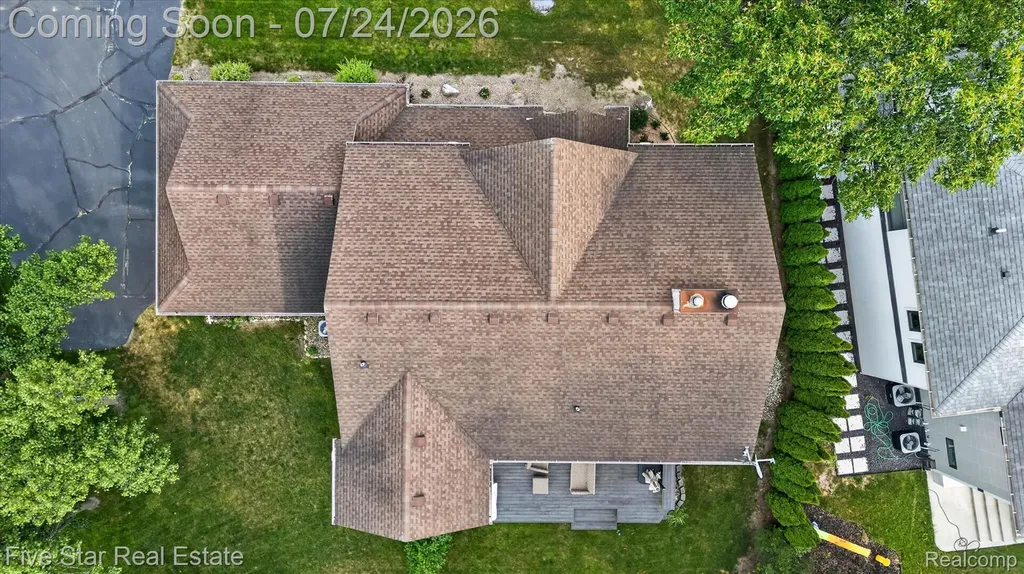 3556 Shady Beach Boulevard Orchard Lake Village City MI 48324