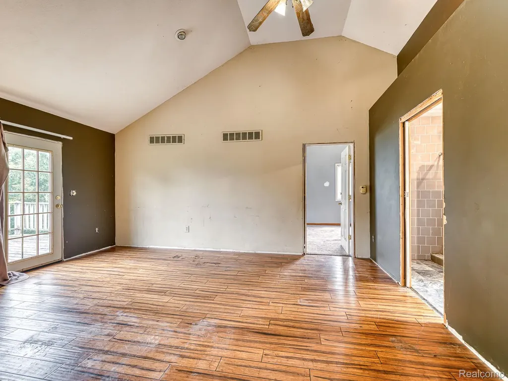 36009 Dan Street Brownstown Charter Township MI 48173