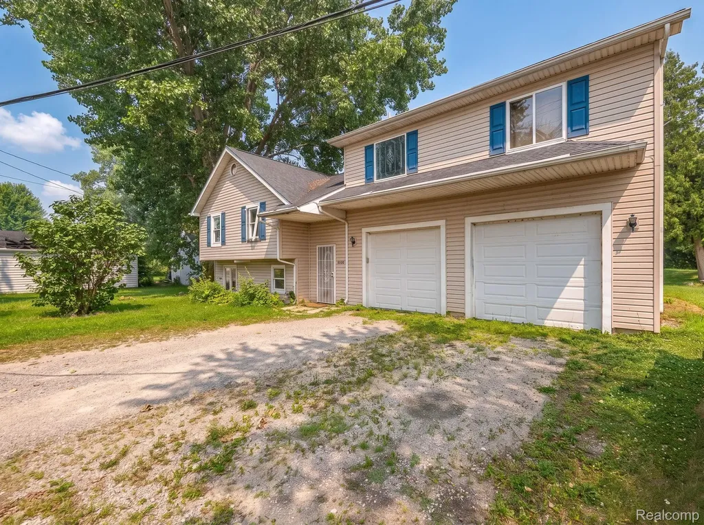 36009 Dan Street Brownstown Charter Township MI 48173