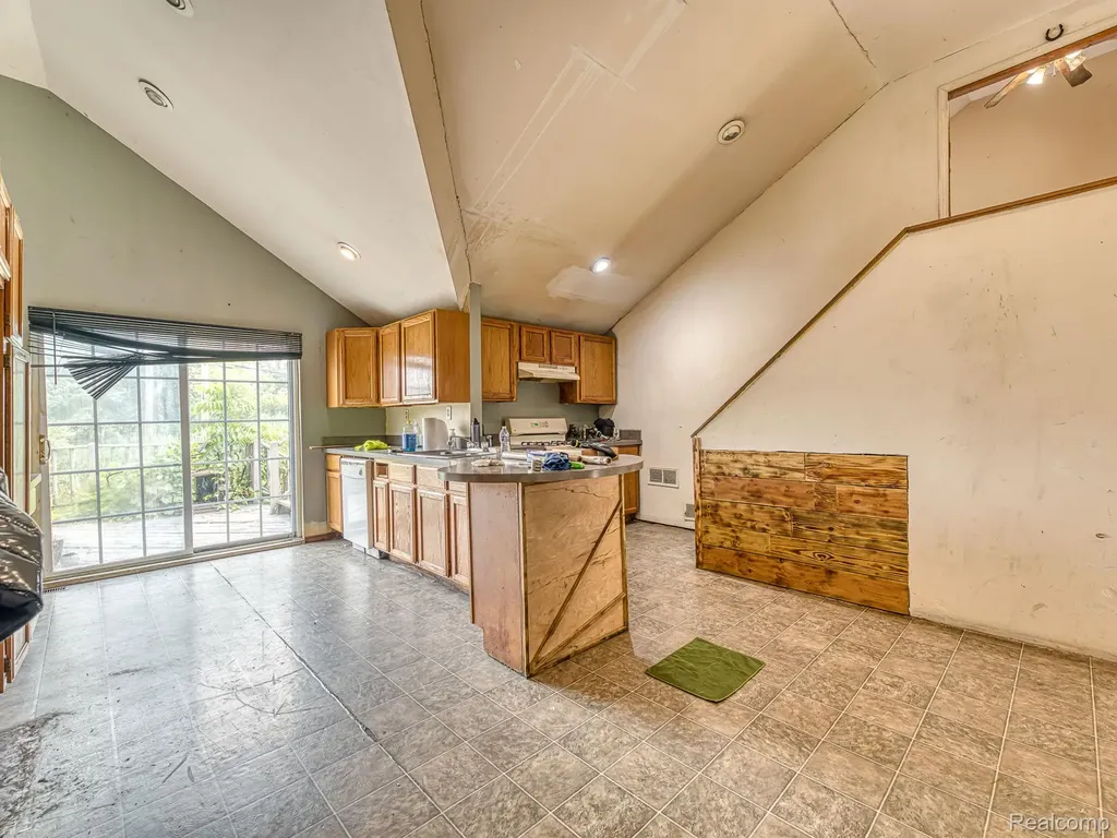 36009 Dan Street Brownstown Charter Township MI 48173