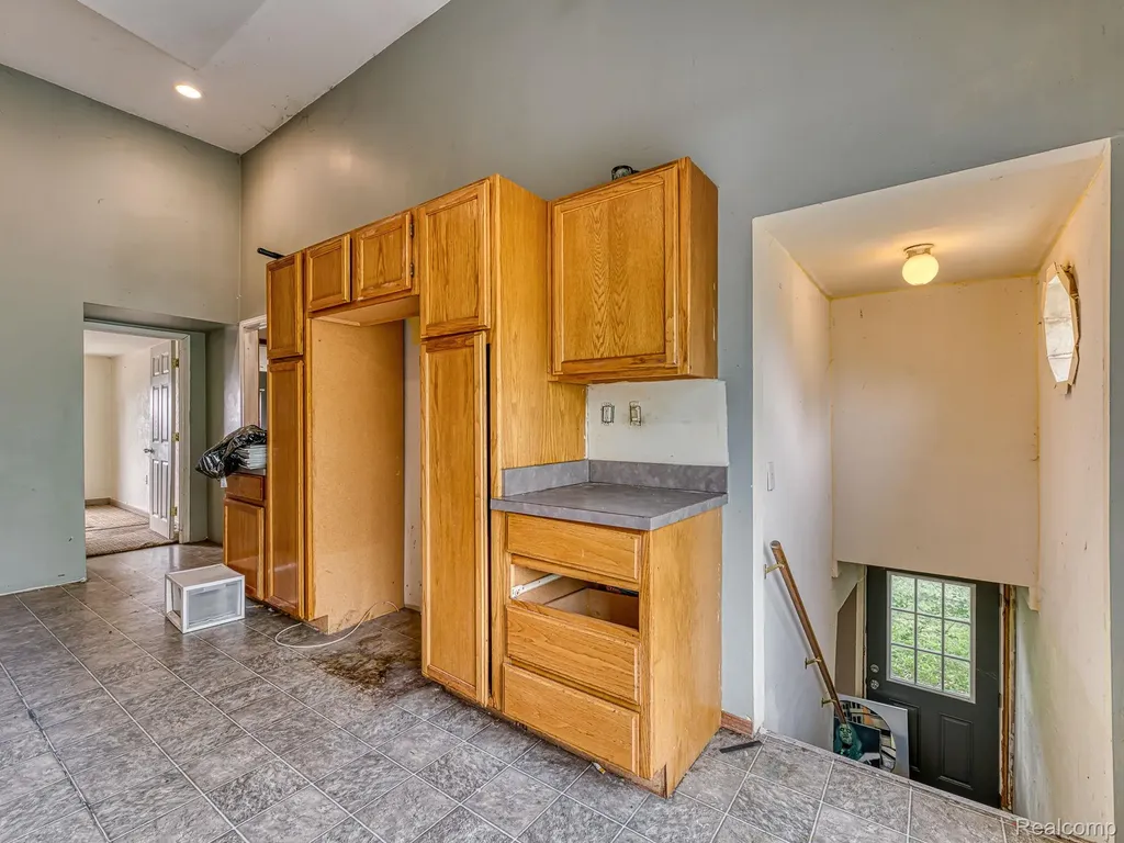 36009 Dan Street Brownstown Charter Township MI 48173