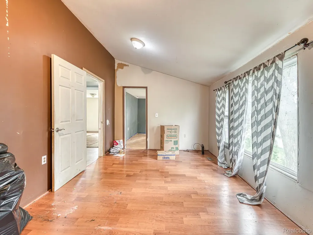 36009 Dan Street Brownstown Charter Township MI 48173