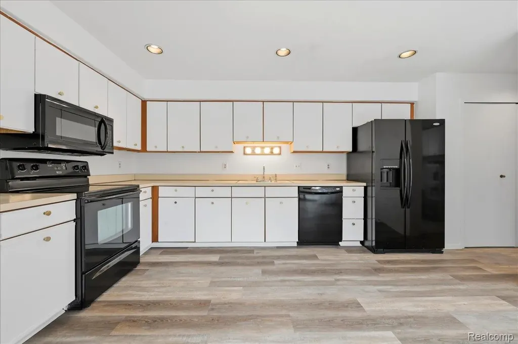 1820 S Hill Boulevard Bloomfield Hills City MI 48304