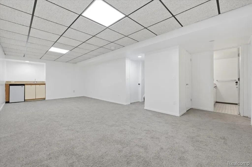 1820 S Hill Boulevard Bloomfield Hills City MI 48304