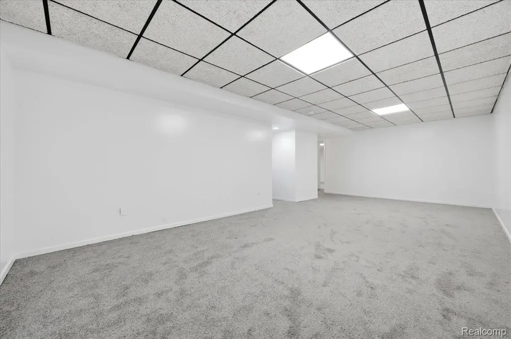 1820 S Hill Boulevard Bloomfield Hills City MI 48304