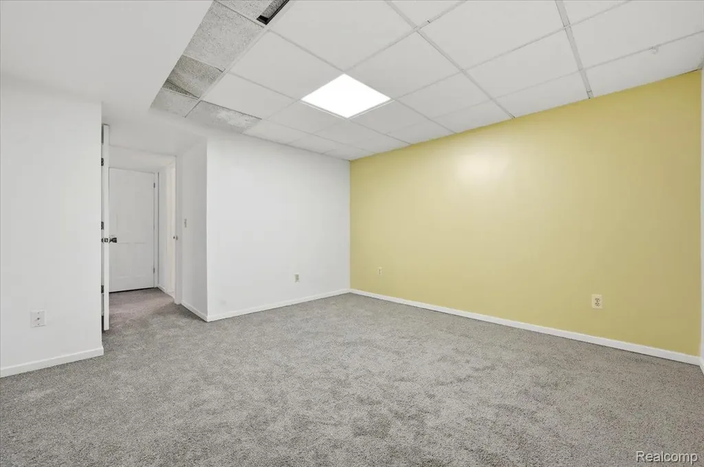 1820 S Hill Boulevard Bloomfield Hills City MI 48304