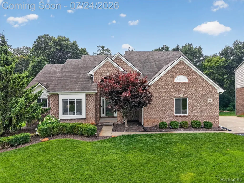 30007 Bradford Drive Lyon Charter Township MI 48165