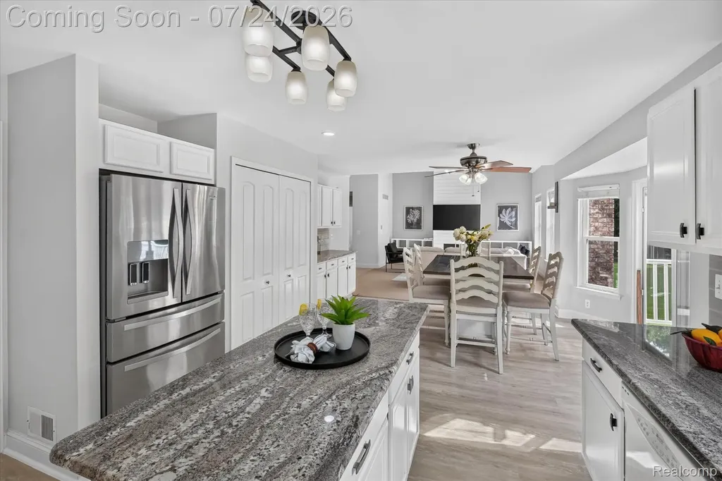 30007 Bradford Drive Lyon Charter Township MI 48165